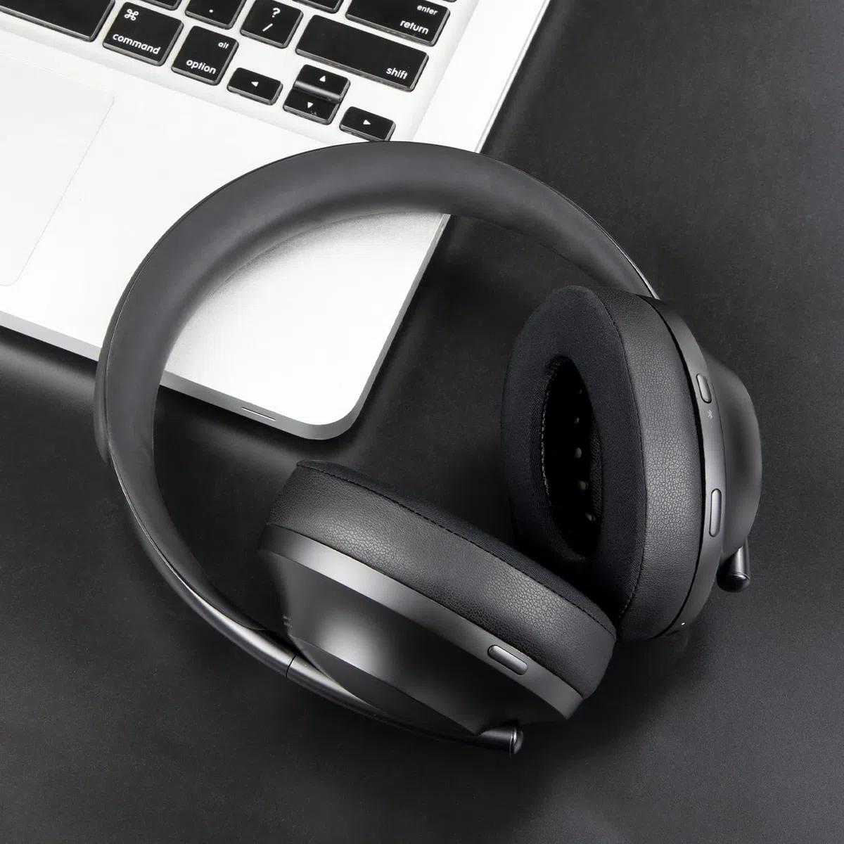 SOULWIT Almohadillas Repuesto de Gel Refrescante para Bose 700 (NC700) Auriculares Inalámbricos, Recambio Almohada Cascos con Espuma de Alta Densidad con Cancelación de Ruido
