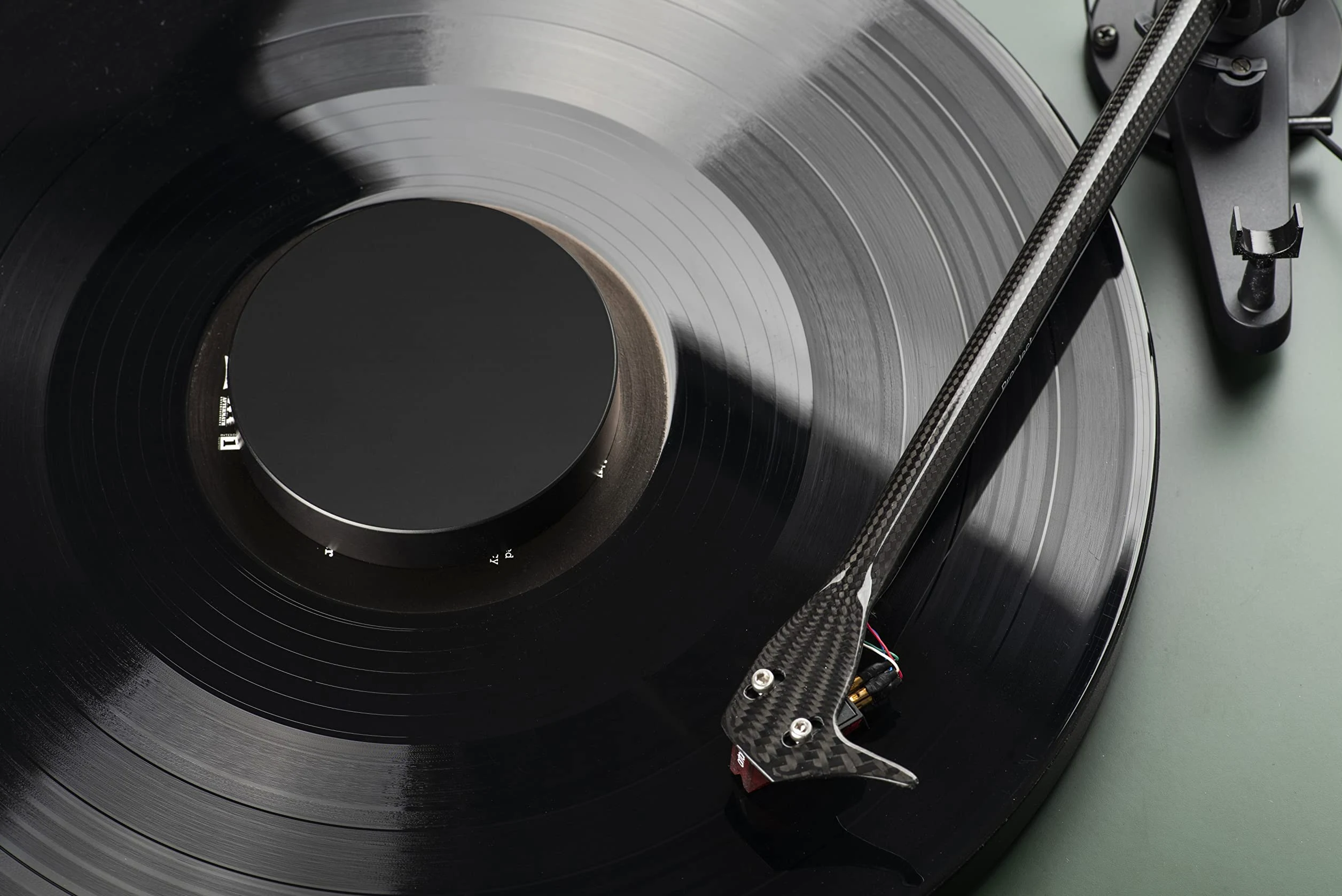 Pro-Ject Audio Systems Record Puck E - Peso de Placa de Aluminio Moderno para Reducir la resonancia no deseada - Negro