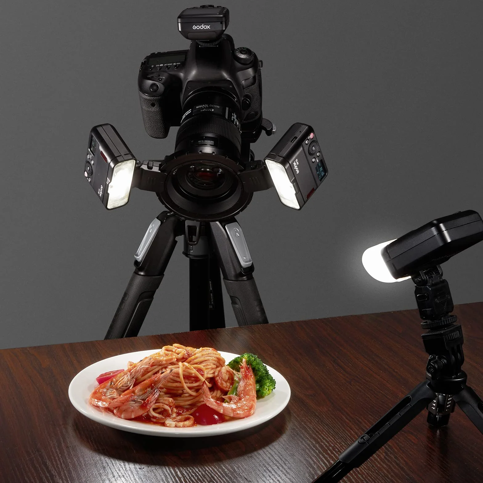Godox MF12 MF12-K2 Flash Macro de 12 W, Control inalámbrico de 2.4G, Modo TTL/M, batería de Litio incorporada de 3.7V / 6.29W como Flash Compatible con Nikon, Sony, Canon, Fuji, Olympus y Panasonic