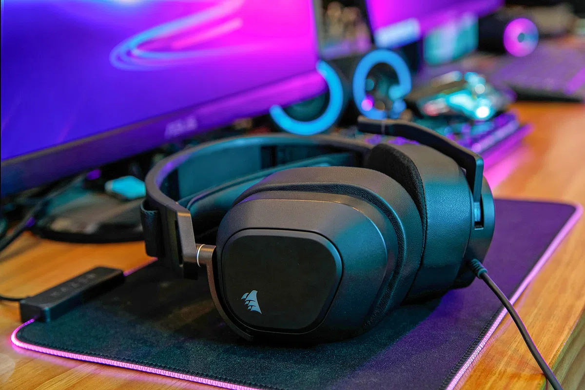 WC Freeze HS80 - Almohadillas de Gel refrigerante para Corsair HS80 RGB inalámbrico, con Cable y HS80 MAX de Wicked Cushions - Eleve la Comodidad, el Grosor y el Aislamiento del Sonido | Black