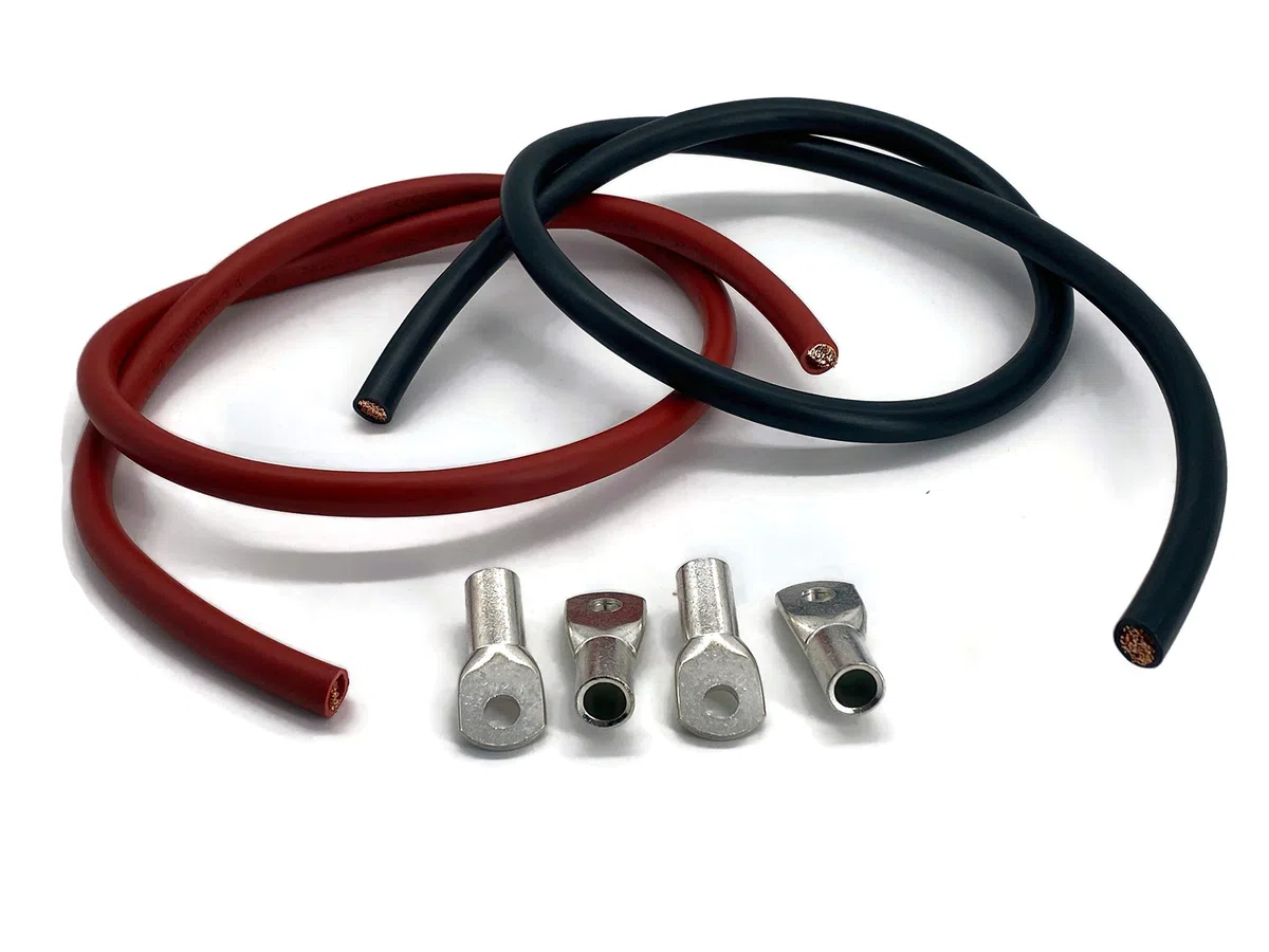 eXODA Set de cable de bateria 1m 50mm2 4x terminales de cable rojo negro rendimiento y flexibilidad duradero versátil para diversas aplicaciones.