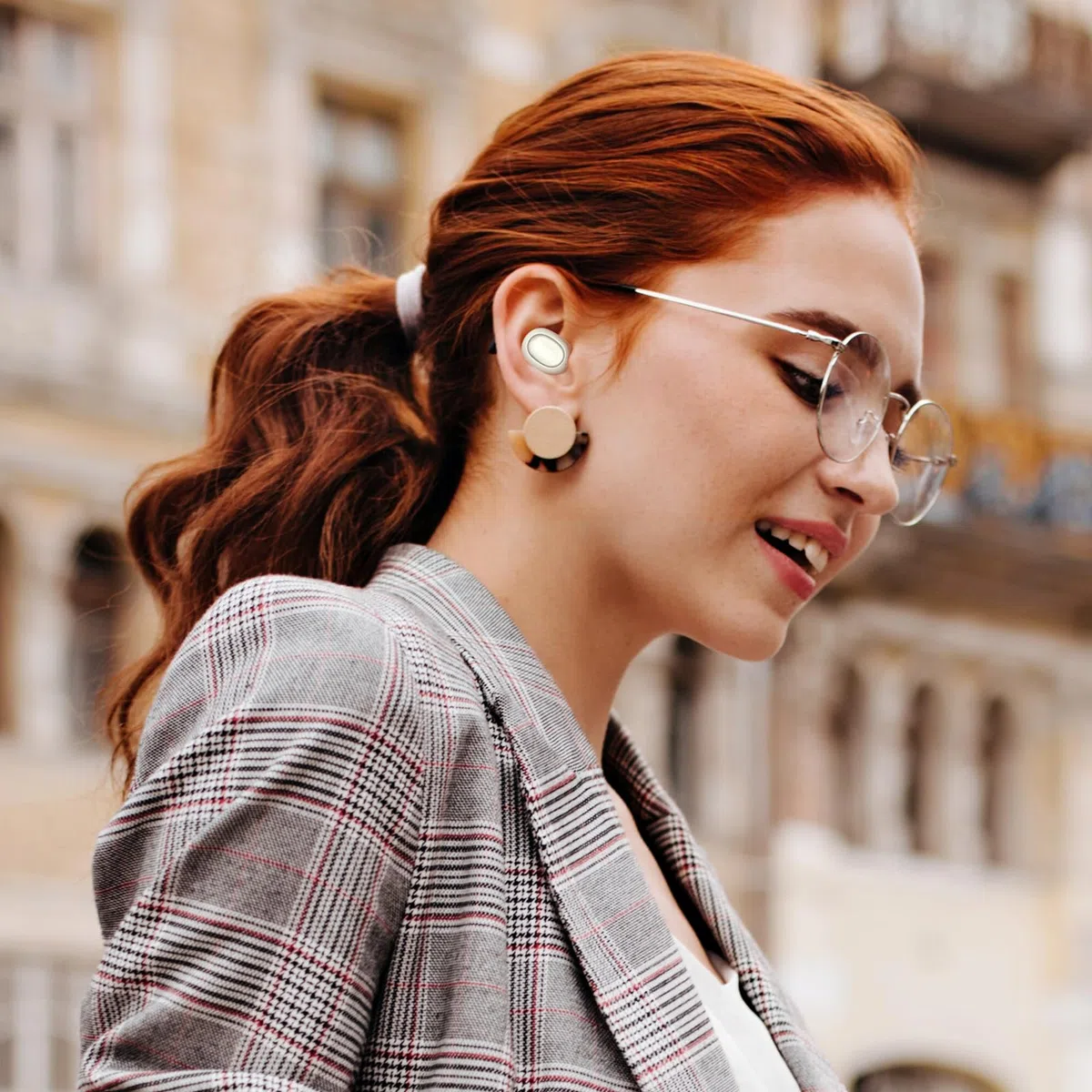 Mini Auriculares inalámbricos para Canales auditivos pequeños, Auriculares Bluetooth para Mujeres con 2 micrófonos para Llamadas claras con IA,Soporte de Sonido Premium inmersivo Modo único
