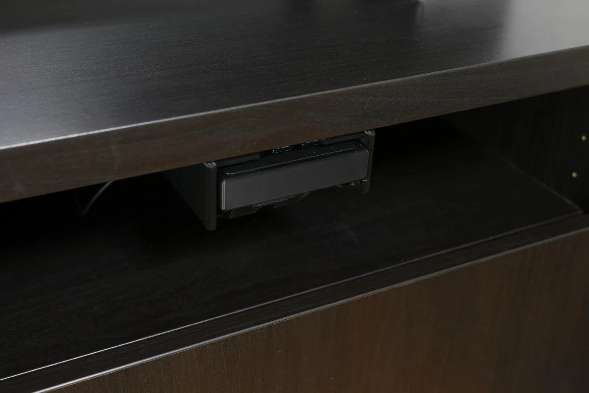 Soporte de mesa para Elgato Stream Deck – retráctil y limpio, montaje adhesivo o atornillado, compatible con Mini, MK2, Neo, Plus y XL (compatible con Elgato Stream Deck Mini)