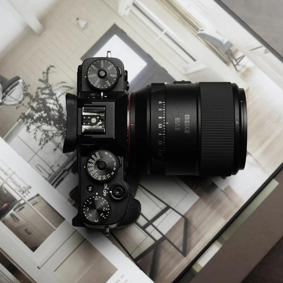 Meike Pro 85mm F1.8 - Teleobjetivo medio de enfoque automático STM de alta resolución 8K compatible con cámaras Fujifilm X Mount X-T1 X-T2 X-T3 X-T4 X-T5 X-T10 X-T20 X-T100
